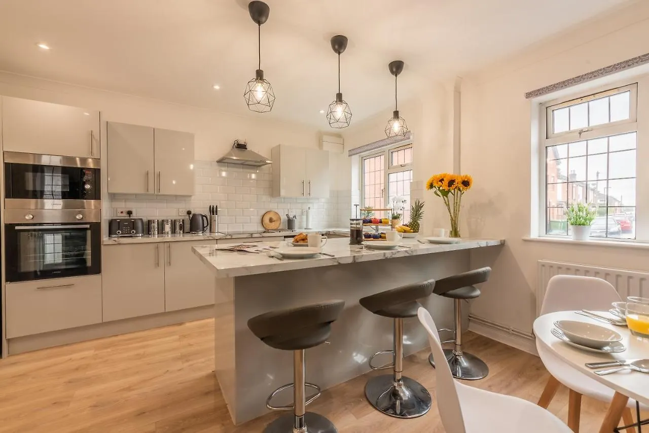 Luxury Southampton House With Garden And Parking Villa Holiday home